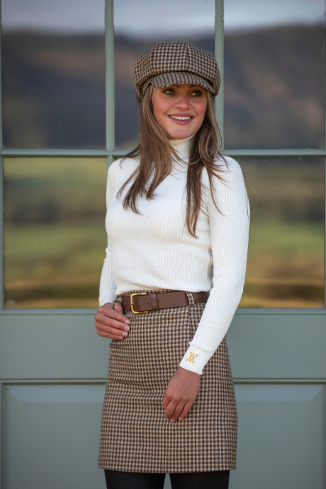 Elizabeth Rollneck - Ivory